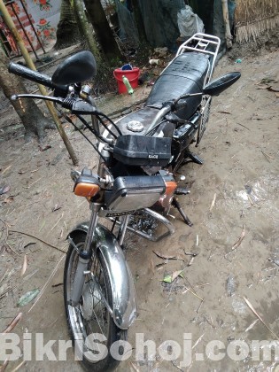 Dayang 125 cc motorbike